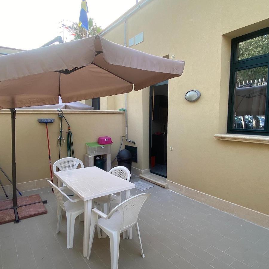 Case Di Sandra Capaci Exterior photo